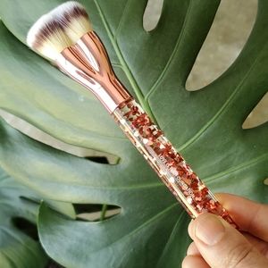 2018 love is the foundation IT Cosmetics brush